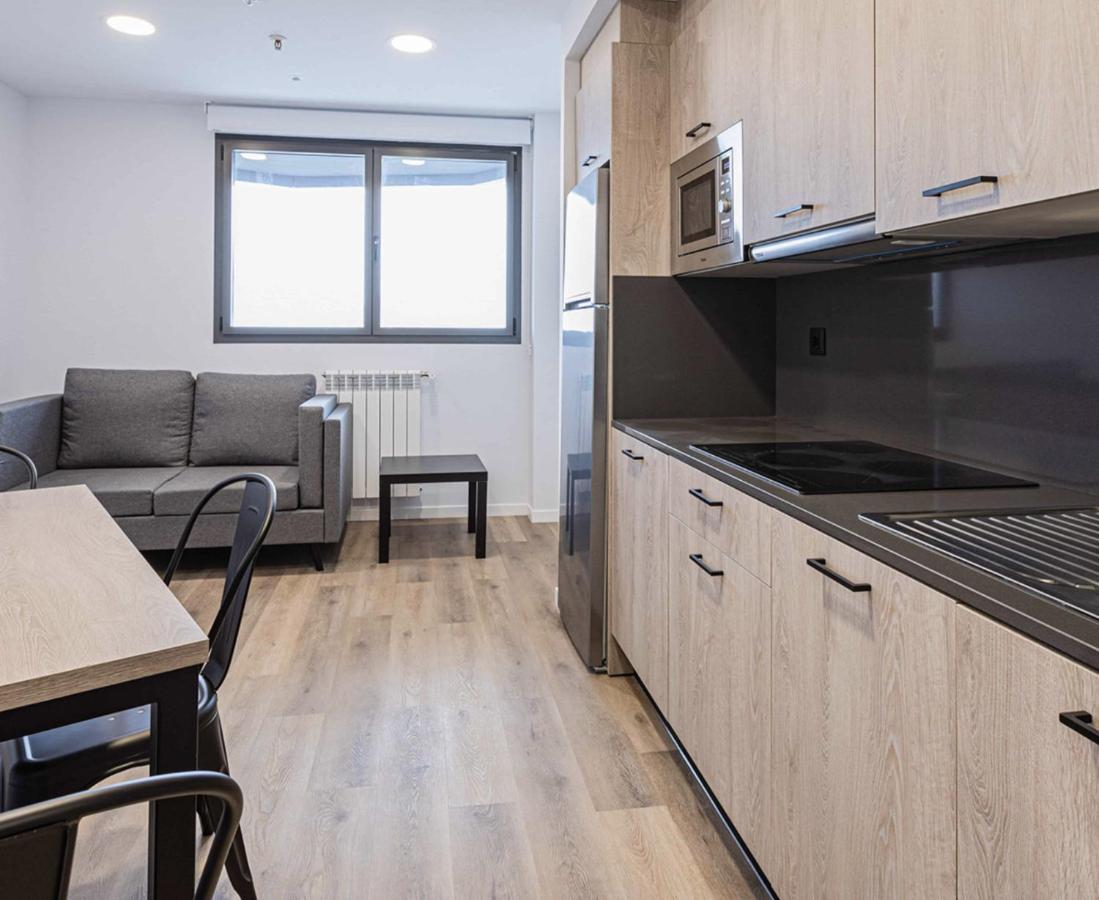 Three-Bedroom Apartment,1181115211:JPEG
