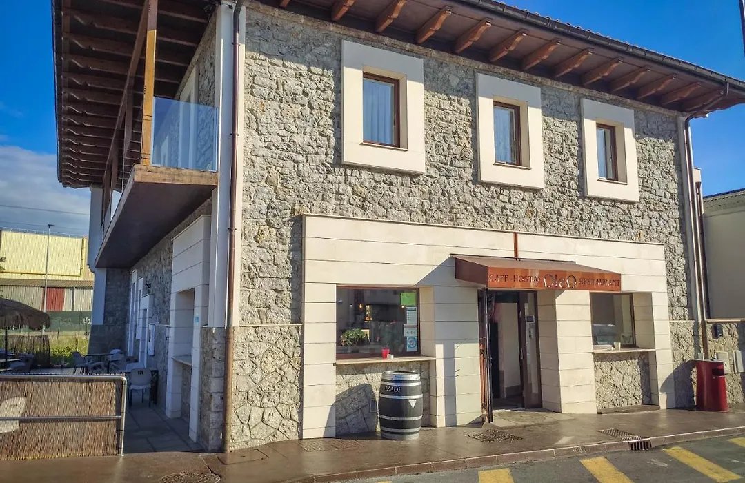 Hostal Óleo Auto Check-in-1