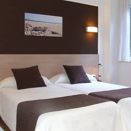 Hostal Rocamar-3